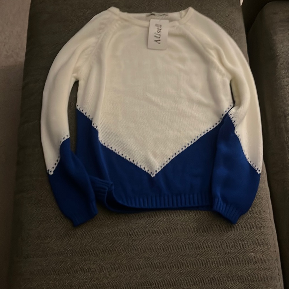 Size XL white and blue Misell sweater NWT